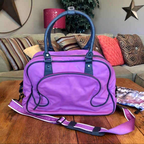 lululemon athletica Handbags - Lululemon Duffle-bag / Gym bag